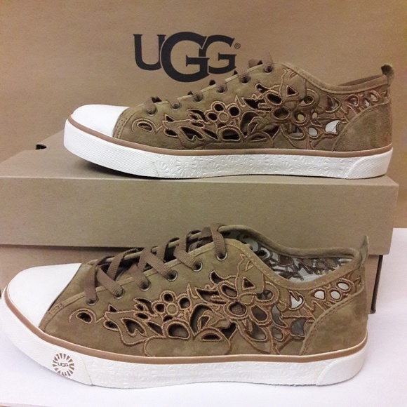 UGG Shoes - New Womens UGG Suede Sneakers Size 9 5